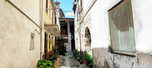 Casa de 2 dormitorios en Isola del Gran Sasso d'Italia, Italy No. 259262 32