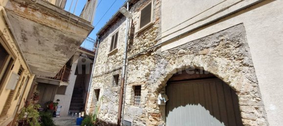 Casa de 2 dormitorios en Isola del Gran Sasso d'Italia, Italy No. 259262 26