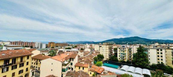 4 rooms Apartment in Florence, Italy No. 291031 16