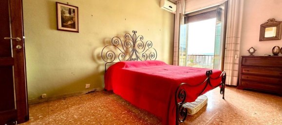 4 rooms Apartment in Florence, Italy No. 291031 11