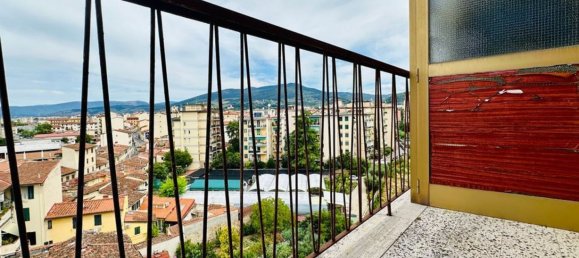4 rooms Apartment in Florence, Italy No. 291031 15