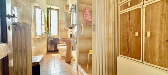 4 rooms Apartment in Florence, Italy No. 291031 17