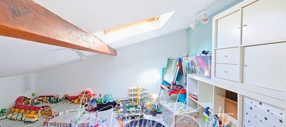 3 bedrooms House in Chatou, France No. 279548 12