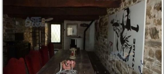 7 rooms Apartment in Pennabilli, Italy No. 13280 9