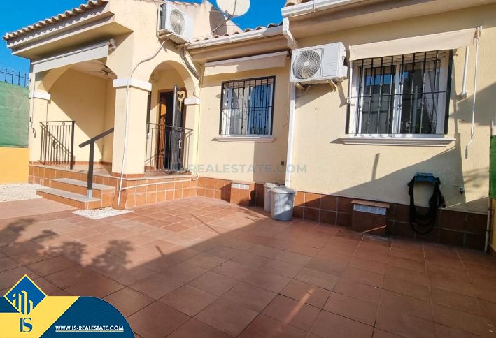 3 Schlafzimmer Villa in Guardamar del Segura, Spain, Nr. 28928