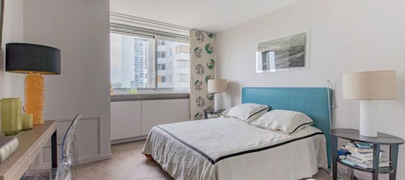 Apartamento de 3 dormitorios en Paris, France No. 166098 11