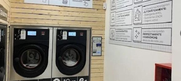 29m² Commercial property in Granada, Spain No. 151238 13