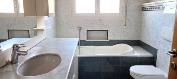 Квартира с 4 спальнями в Болонья, Италия № 330615 9