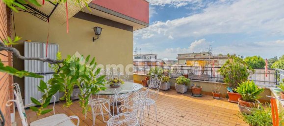 Пентхаус с 2 спальнями в Рим, Италия № 375254 9