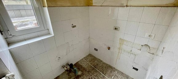 5 rooms Apartment in Alessandria, Italy No. 237640 11