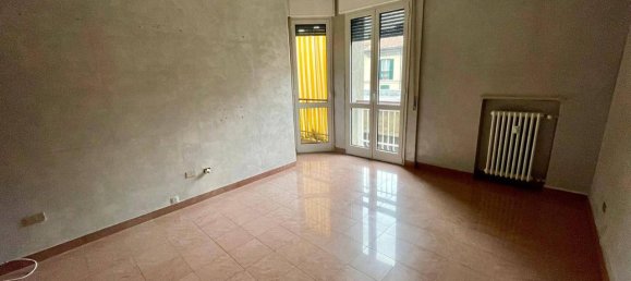 5 rooms Apartment in Alessandria, Italy No. 237640 17