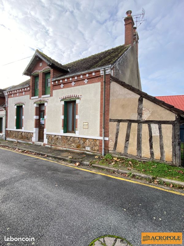 Casa de 3 dormitorios en Cerdon, France No. 80196