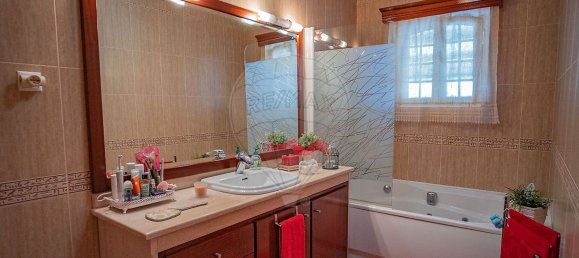 Casa de 4 dormitorios en Praia da Vitoria, Portugal No. 34290 15