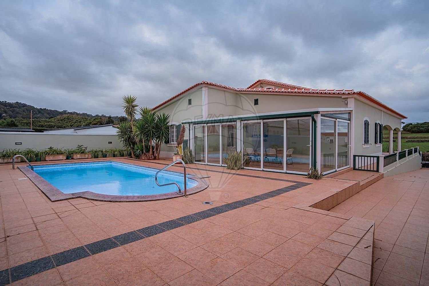 Casa de 4 dormitorios en Praia da Vitoria, Portugal No. 34290