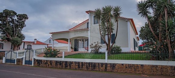 Casa de 4 dormitorios en Praia da Vitoria, Portugal No. 34290 4