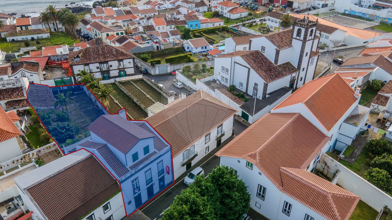 Дом с 5 спальнями в Вила Франка ду Кампу, Португалия № 44203