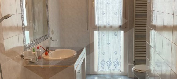 5 rooms Penthouse in Bologna, Italy No. 20667 8