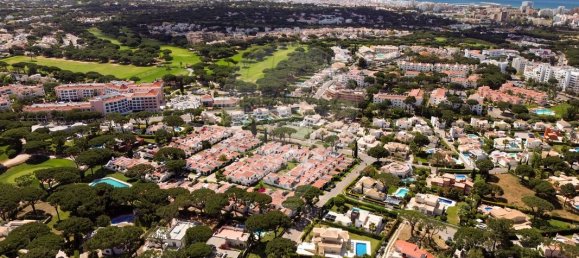 4 غرف نوم منزل في Quarteira, Portugal رقم 183561 49