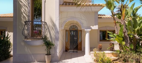 4 غرف نوم منزل في Quarteira, Portugal رقم 183561 3