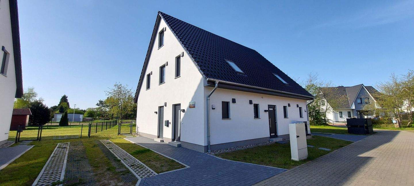 4غرفة تاون هاوس في Vorpommern-Rugen, Germany رقم 220127