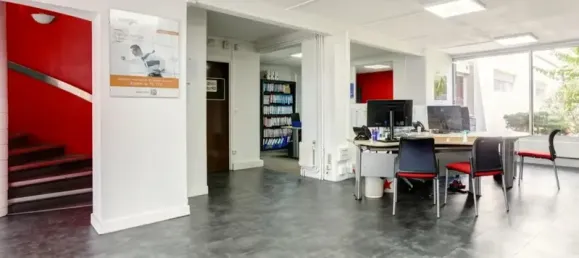 Офис 291м² в Обонн, Франция № 288945 8