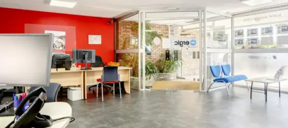 Офис 291м² в Обонн, Франция № 288945 6