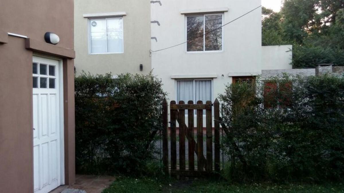 2 bedrooms House in Moreno, Argentina No. 11169