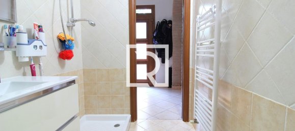 4 bedrooms House in Ravenna, Italy No. 362515 28