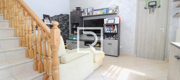 4 bedrooms House in Ravenna, Italy No. 362515 8