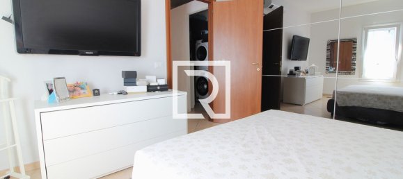 4 bedrooms House in Ravenna, Italy No. 362515 31