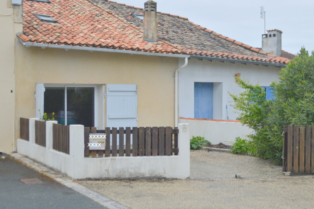 2 bedrooms House in Mortagne-sur-Gironde, France No. 282305