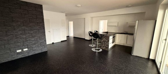 4 rooms Apartment in Vocklabruck, Austria No. 85155 2