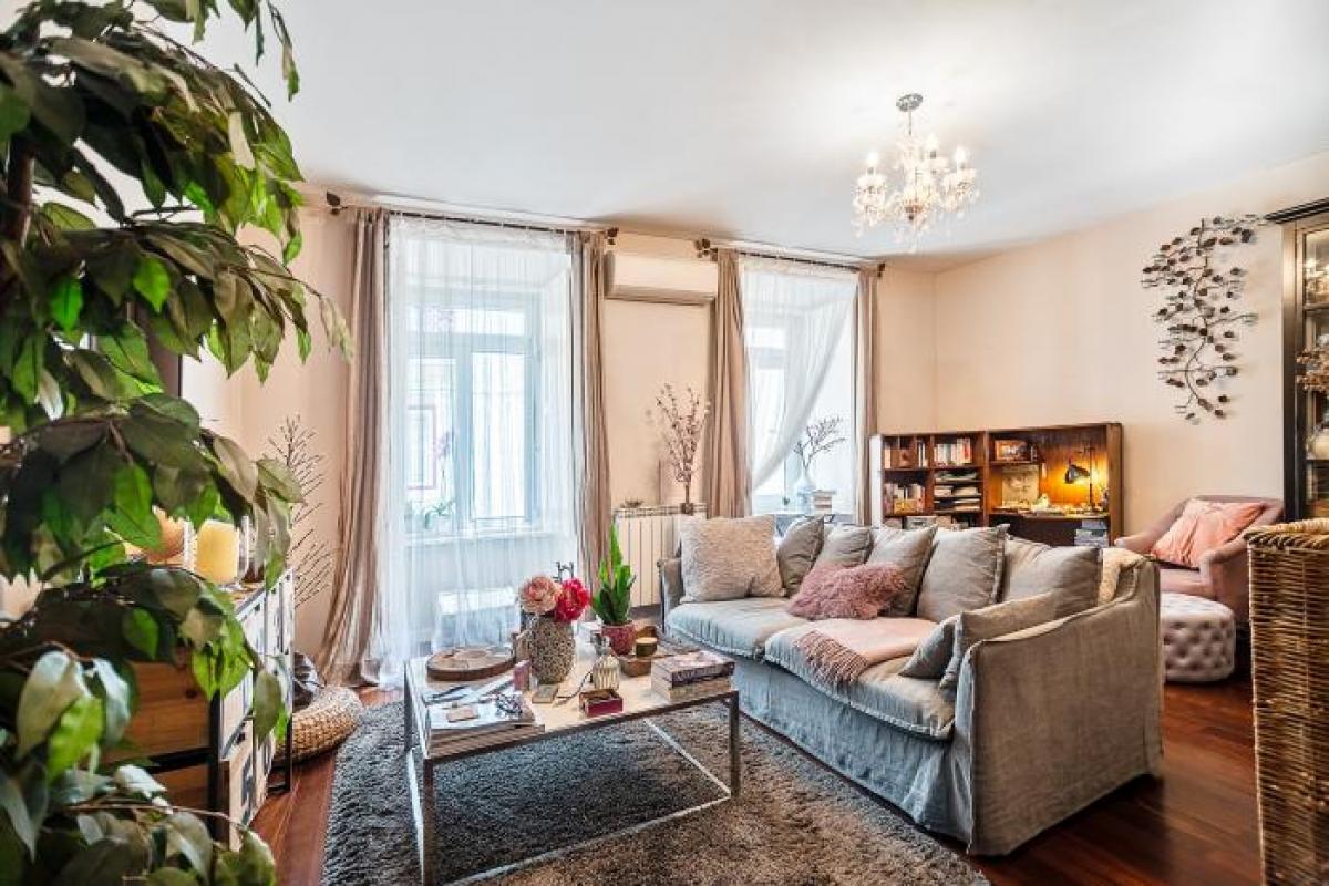 Studio in Lisbon, Portugal No. 5192