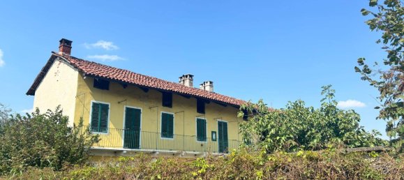 4 rooms House in Brandizzo, Italy No. 269539 2