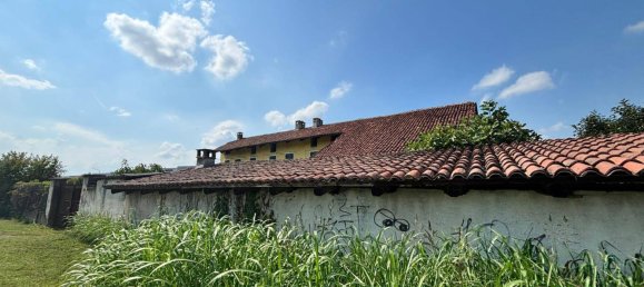 4 rooms House in Brandizzo, Italy No. 269539 5