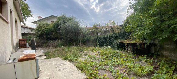 Apartamento de 5 divisões em Udine, Italy N.º 35300 14