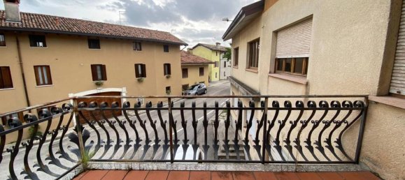 Apartamento de 5 divisões em Udine, Italy N.º 35300 16