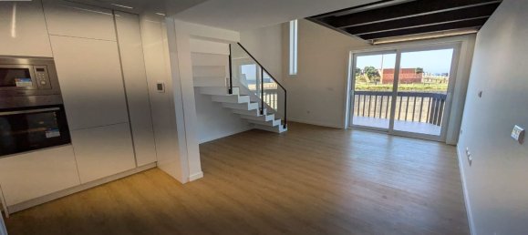 Casa de 3 dormitorios en Povoa de Varzim, Portugal No. 24623 2