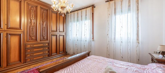 6غرفة شقة في Santa Maria di Sala, Italy رقم 85909 16