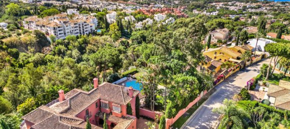 Casa de 6 dormitorios en Marbella, Spain No. 138733 2