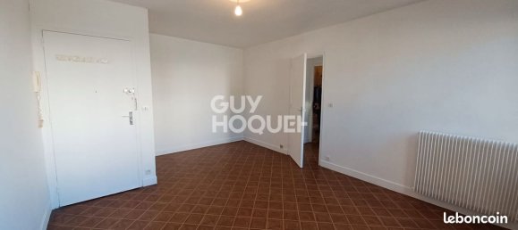 Studio in Rambouillet, France, Nr. 182108 2