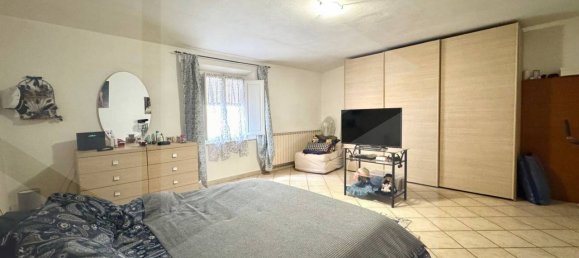 5-salle Appartement à Ponsacco, Italy No. 20610 8
