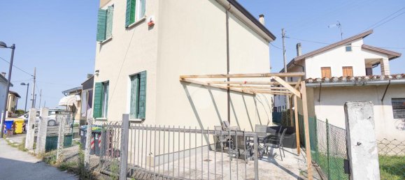 2 bedrooms House in Mira, Italy No. 271746 14