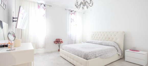 2 bedrooms House in Mira, Italy No. 271746 10