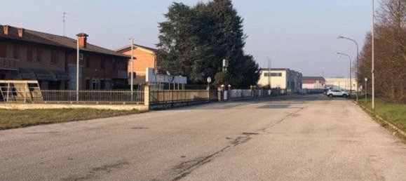 2901m² Land in Ferrara, Italy No. 176643 3
