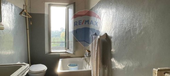 Casa de 6 habitaciónes en Belvedere Ostrense, Italy No. 2252 18