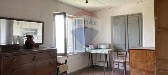 Casa de 6 habitaciónes en Belvedere Ostrense, Italy No. 2252 50