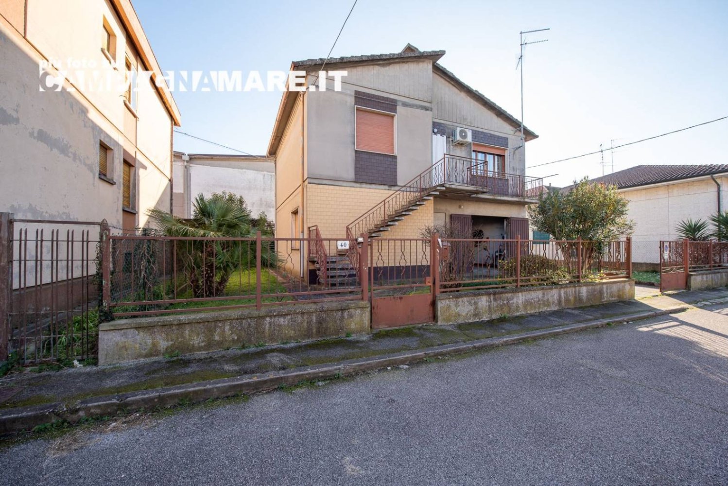 2 bedrooms Villa in Codigoro, Italy No. 169307