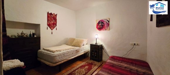 Дом с 3 спальнями в Периана, Испания № 178320 4