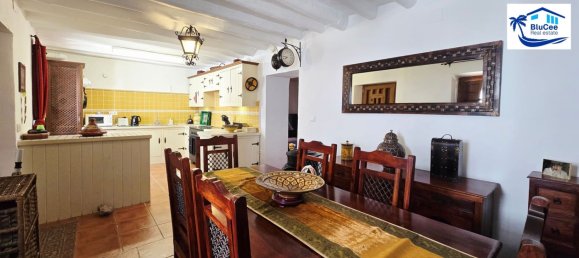 Дом с 3 спальнями в Периана, Испания № 178320 11